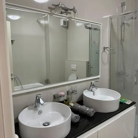 Sweet Escape W Pool Apartment Tirana